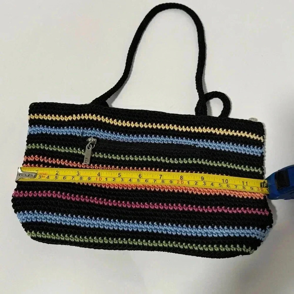 The Sak Beautiful Multi
Colored Hand Crocheted woman’s handbag - Picture 8 of 9